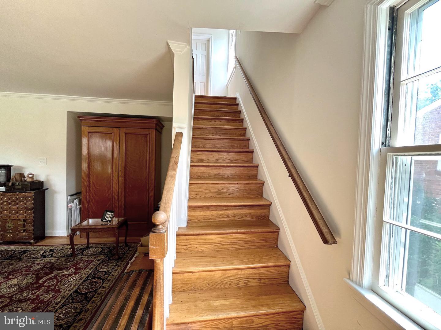 6012 19TH ST N, ARLINGTON, Virginia 22205, 3 Bedrooms Bedrooms, ,1 BathroomBathrooms,Residential,For sale,6012 19TH ST N,VAAR2054684 MLS # VAAR2054684