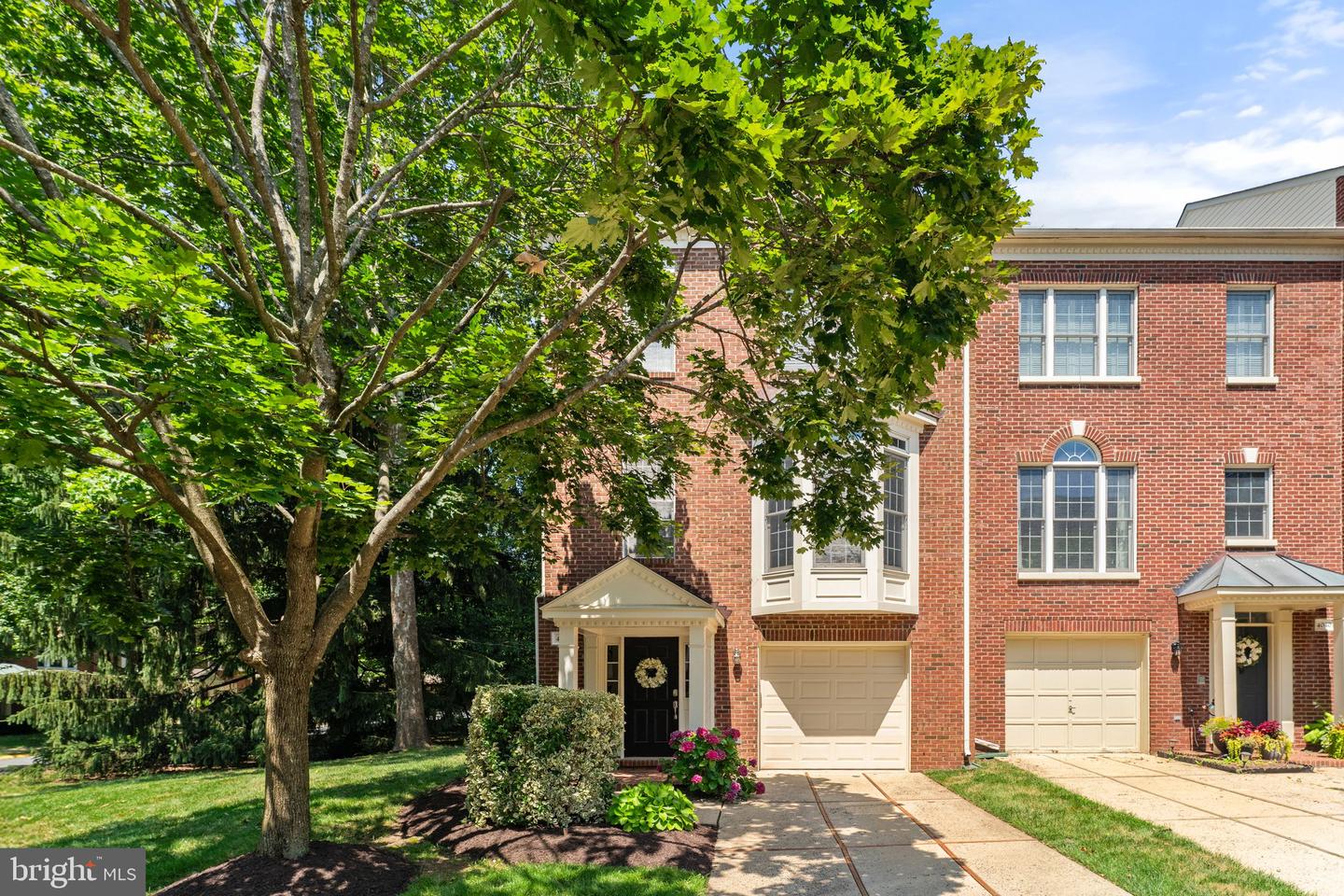 4042 WERTHERS CT, FAIRFAX, Virginia 22030, 3 Bedrooms Bedrooms, ,3 BathroomsBathrooms,Residential,For sale,4042 WERTHERS CT,VAFX2229484 MLS # VAFX2229484
