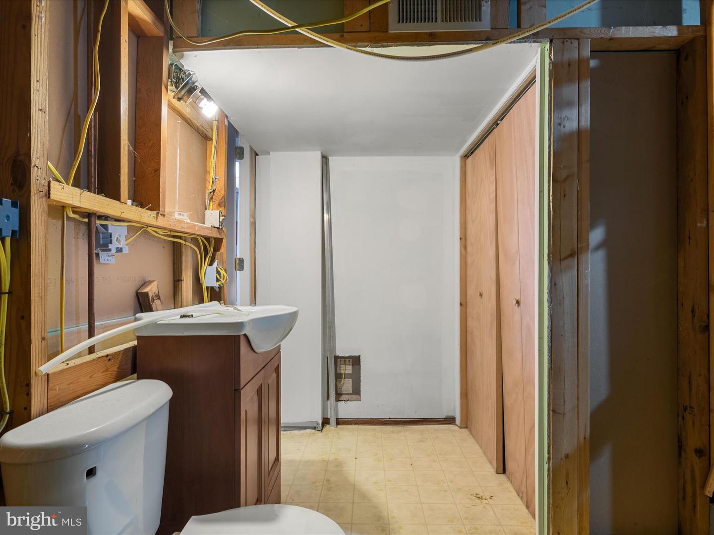 112 FAIRWAY DR, WINCHESTER, Virginia 22602, 3 Bedrooms Bedrooms, ,1 BathroomBathrooms,Residential,For sale,112 FAIRWAY DR,VAFV2033012 MLS # VAFV2033012