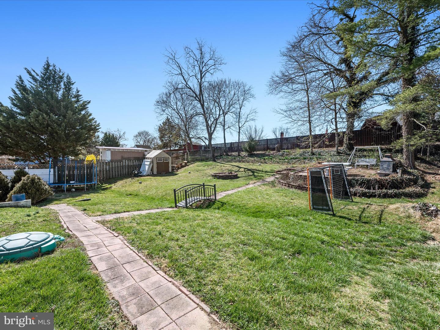 112 FAIRWAY DR, WINCHESTER, Virginia 22602, 3 Bedrooms Bedrooms, ,1 BathroomBathrooms,Residential,For sale,112 FAIRWAY DR,VAFV2033012 MLS # VAFV2033012