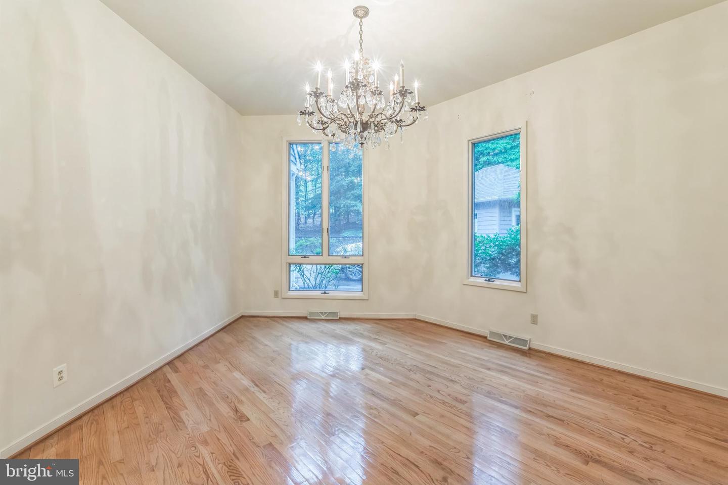 1425 CLEARBROOK LN, CHARLOTTESVILLE, Virginia 22911, 5 Bedrooms Bedrooms, ,4 BathroomsBathrooms,Residential,For sale,1425 CLEARBROOK LN,VAAB2000910 MLS # VAAB2000910