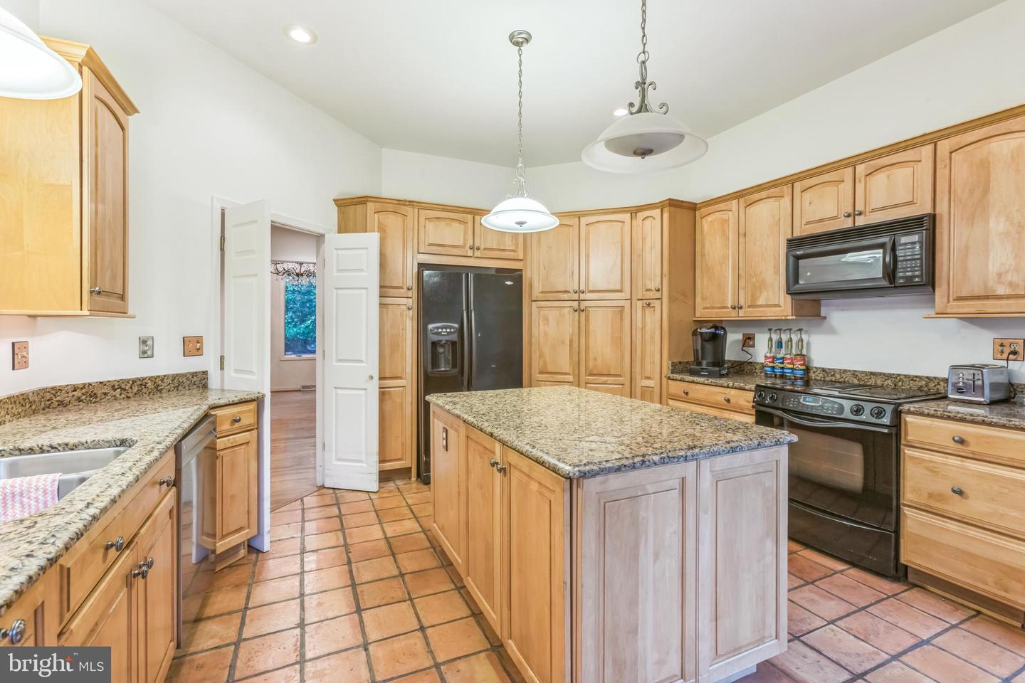 1425 CLEARBROOK LN, CHARLOTTESVILLE, Virginia 22911, 5 Bedrooms Bedrooms, ,4 BathroomsBathrooms,Residential,For sale,1425 CLEARBROOK LN,VAAB2000910 MLS # VAAB2000910