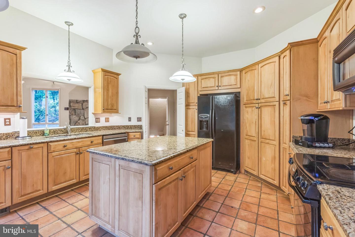 1425 CLEARBROOK LN, CHARLOTTESVILLE, Virginia 22911, 5 Bedrooms Bedrooms, ,4 BathroomsBathrooms,Residential,For sale,1425 CLEARBROOK LN,VAAB2000910 MLS # VAAB2000910