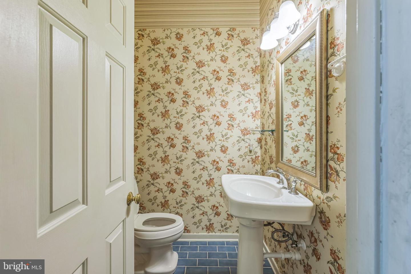1425 CLEARBROOK LN, CHARLOTTESVILLE, Virginia 22911, 5 Bedrooms Bedrooms, ,4 BathroomsBathrooms,Residential,For sale,1425 CLEARBROOK LN,VAAB2000910 MLS # VAAB2000910
