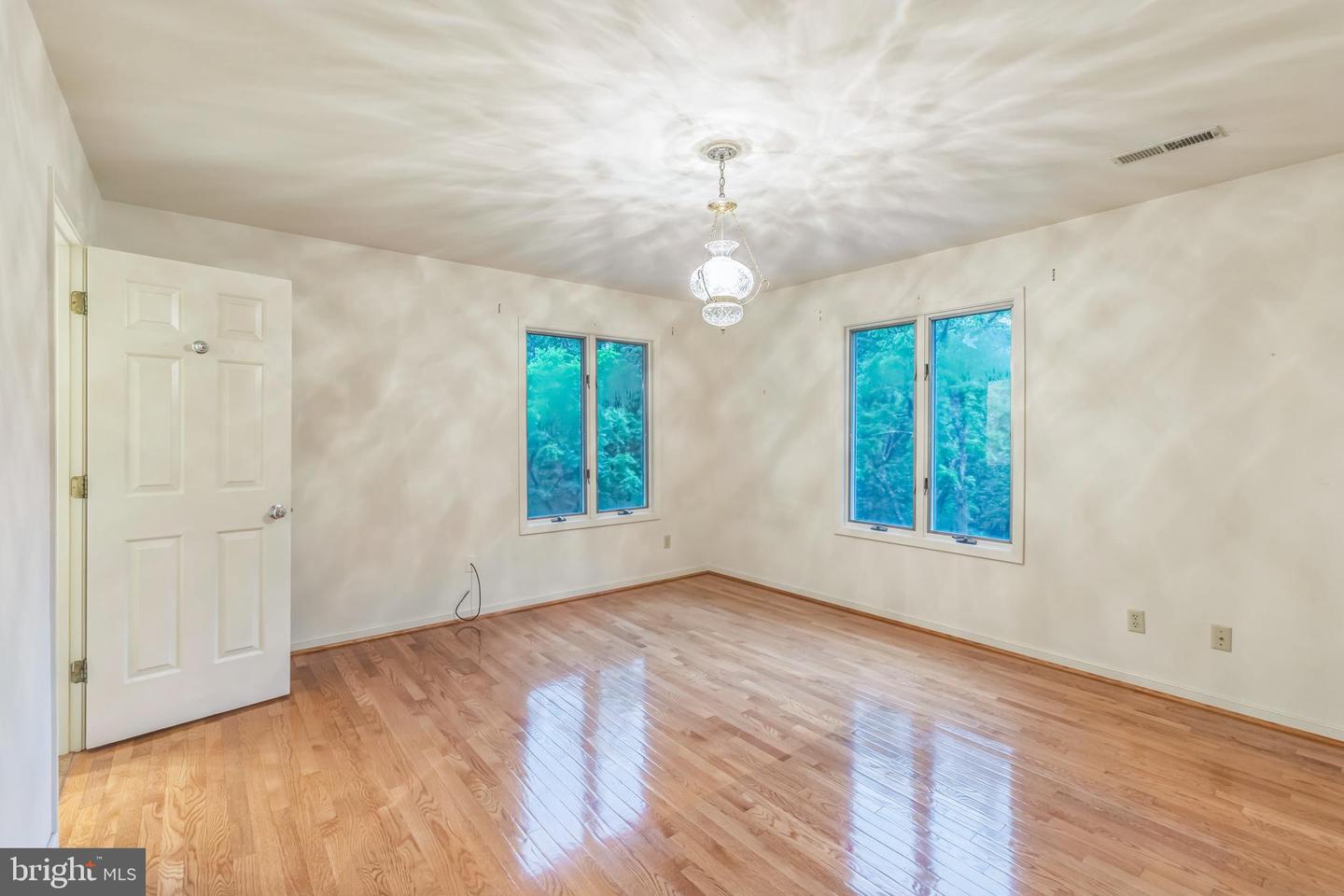 1425 CLEARBROOK LN, CHARLOTTESVILLE, Virginia 22911, 5 Bedrooms Bedrooms, ,4 BathroomsBathrooms,Residential,For sale,1425 CLEARBROOK LN,VAAB2000910 MLS # VAAB2000910