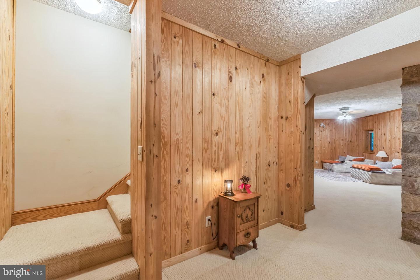 1425 CLEARBROOK LN, CHARLOTTESVILLE, Virginia 22911, 5 Bedrooms Bedrooms, ,4 BathroomsBathrooms,Residential,For sale,1425 CLEARBROOK LN,VAAB2000910 MLS # VAAB2000910