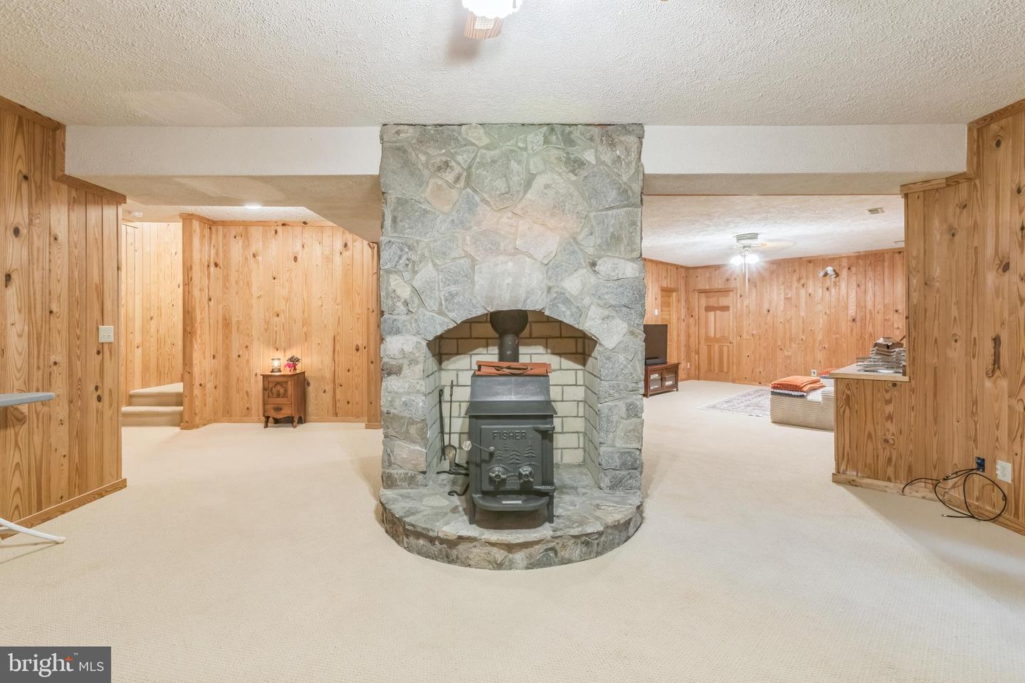 1425 CLEARBROOK LN, CHARLOTTESVILLE, Virginia 22911, 5 Bedrooms Bedrooms, ,4 BathroomsBathrooms,Residential,For sale,1425 CLEARBROOK LN,VAAB2000910 MLS # VAAB2000910