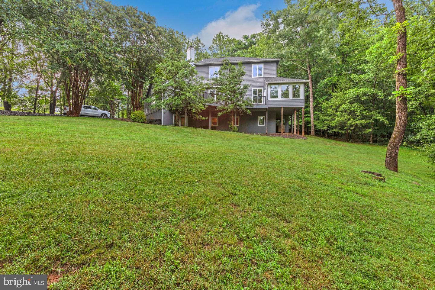 1425 CLEARBROOK LN, CHARLOTTESVILLE, Virginia 22911, 5 Bedrooms Bedrooms, ,4 BathroomsBathrooms,Residential,For sale,1425 CLEARBROOK LN,VAAB2000910 MLS # VAAB2000910