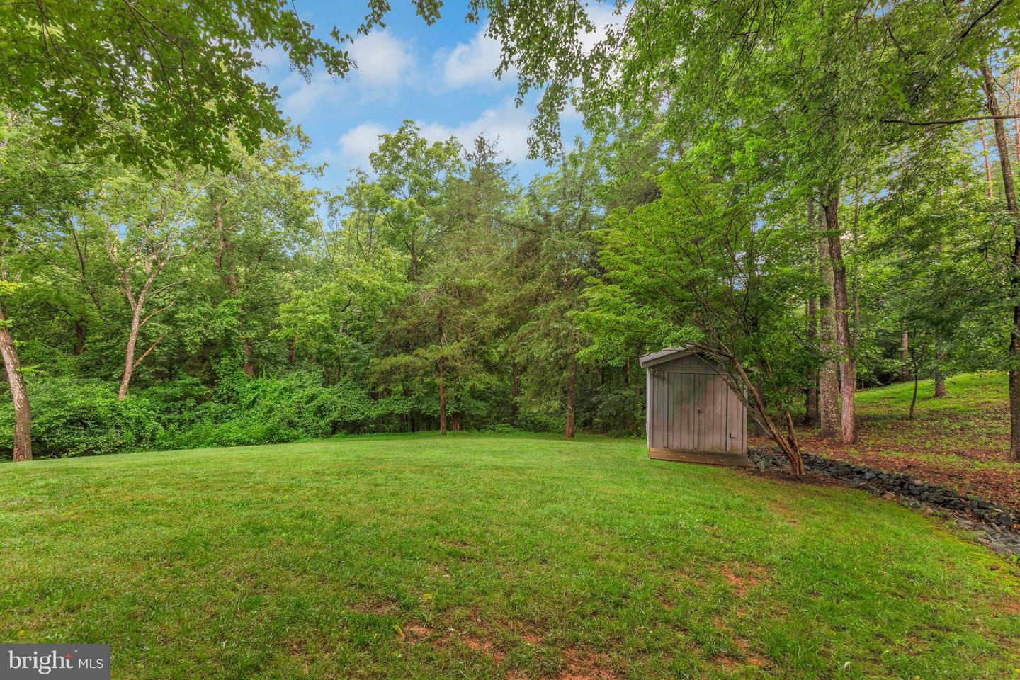 1425 CLEARBROOK LN, CHARLOTTESVILLE, Virginia 22911, 5 Bedrooms Bedrooms, ,4 BathroomsBathrooms,Residential,For sale,1425 CLEARBROOK LN,VAAB2000910 MLS # VAAB2000910