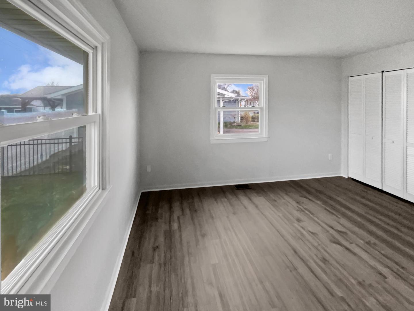 723 N YORK RD, STERLING, Virginia 20164, 3 Bedrooms Bedrooms, ,2 BathroomsBathrooms,Residential,For sale,723 N YORK RD,VALO2092648 MLS # VALO2092648
