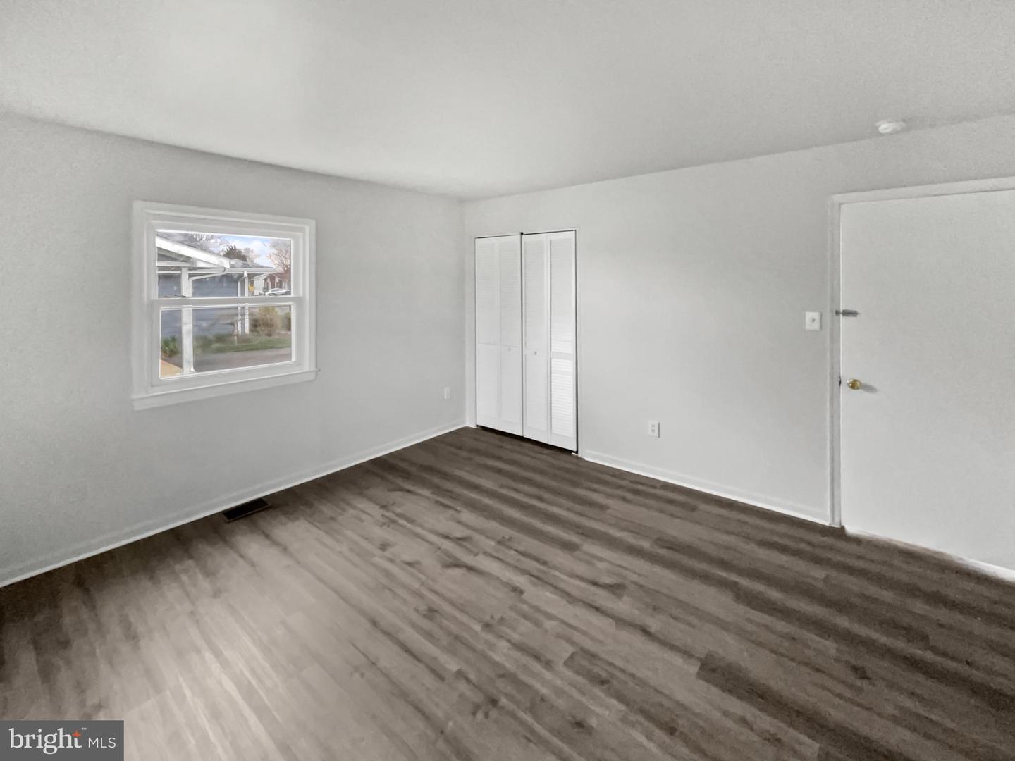 723 N YORK RD, STERLING, Virginia 20164, 3 Bedrooms Bedrooms, ,2 BathroomsBathrooms,Residential,For sale,723 N YORK RD,VALO2092648 MLS # VALO2092648
