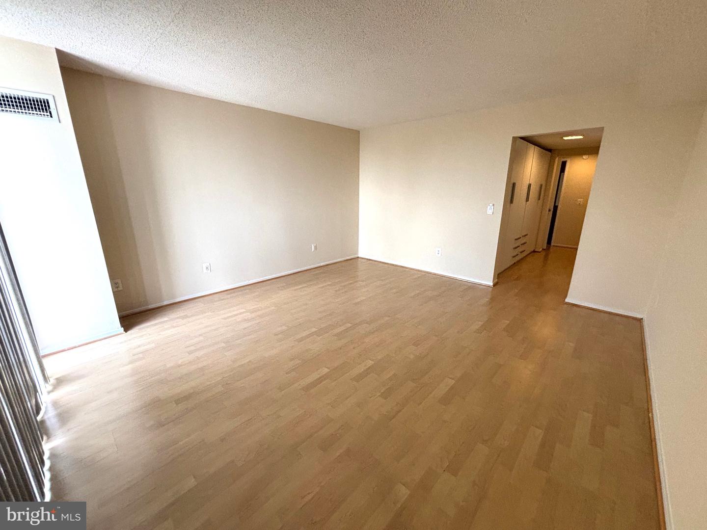 6101 EDSALL RD #1709, ALEXANDRIA, Virginia 22304, 1 Bedroom Bedrooms, ,1 BathroomBathrooms,Residential,For sale,6101 EDSALL RD #1709,VAAX2043526 MLS # VAAX2043526