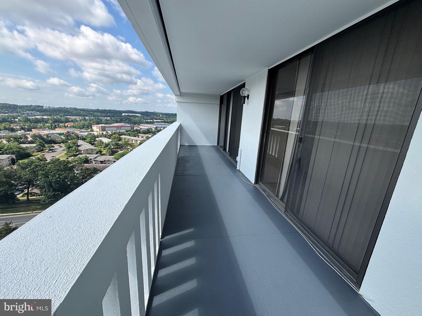 6101 EDSALL RD #1709, ALEXANDRIA, Virginia 22304, 1 Bedroom Bedrooms, ,1 BathroomBathrooms,Residential,For sale,6101 EDSALL RD #1709,VAAX2043526 MLS # VAAX2043526