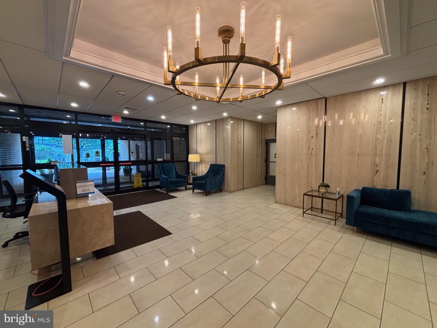 6101 EDSALL RD #1709, ALEXANDRIA, Virginia 22304, 1 Bedroom Bedrooms, ,1 BathroomBathrooms,Residential,For sale,6101 EDSALL RD #1709,VAAX2043526 MLS # VAAX2043526