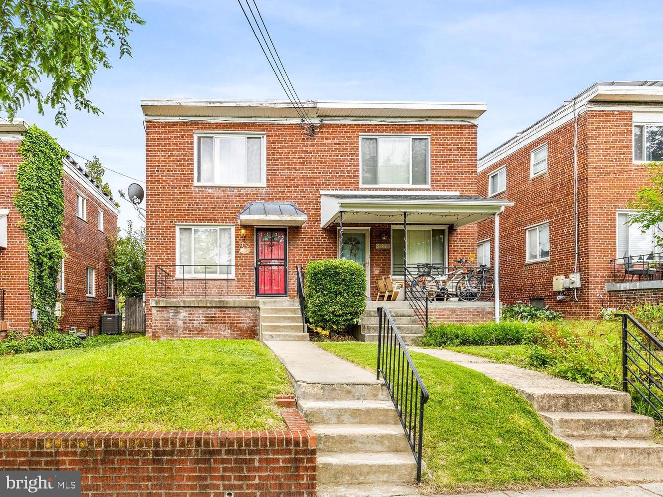 4816 8TH ST NE, WASHINGTON, District Of Columbia 20017, 3 Bedrooms Bedrooms, ,1 BathroomBathrooms,Residential,For sale,4816 8TH ST NE,DCDC2194548 MLS # DCDC2194548