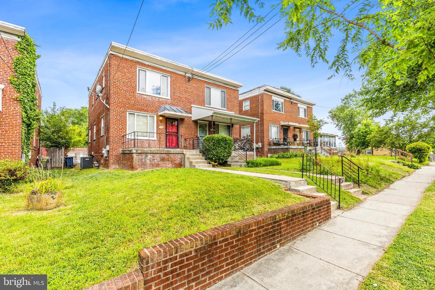4816 8TH ST NE, WASHINGTON, District Of Columbia 20017, 3 Bedrooms Bedrooms, ,1 BathroomBathrooms,Residential,For sale,4816 8TH ST NE,DCDC2194548 MLS # DCDC2194548