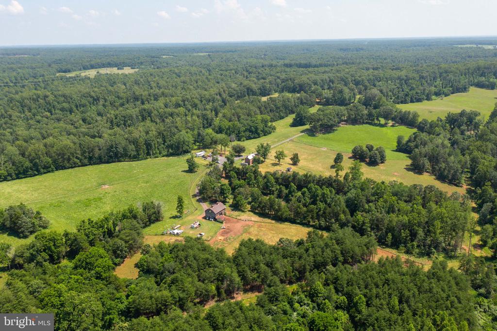 11997 BRISTERSBURG RD, MIDLAND, Virginia, 4 Bedrooms Bedrooms, ,2 BathroomsBathrooms,Residential,11997 BRISTERSBURG RD,VAFQ2017370 MLS # VAFQ2017370