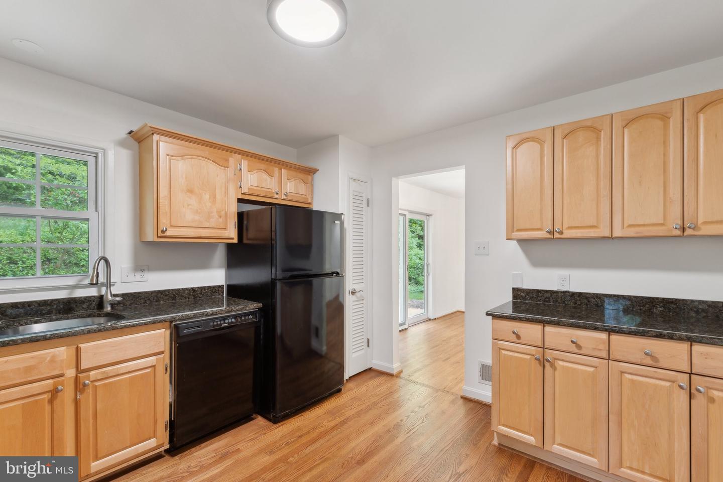 8626 KERRY LN, SPRINGFIELD, Virginia 22152, 4 Bedrooms Bedrooms, ,2 BathroomsBathrooms,Residential,For sale,8626 KERRY LN,VAFX2235688 MLS # VAFX2235688