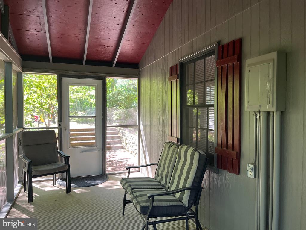 535 OLD HOLLOW RD, SPERRYVILLE, Virginia 22740, 1 Bedroom Bedrooms, ,1 BathroomBathrooms,Residential,535 OLD HOLLOW RD,VARP2002180 MLS # VARP2002180