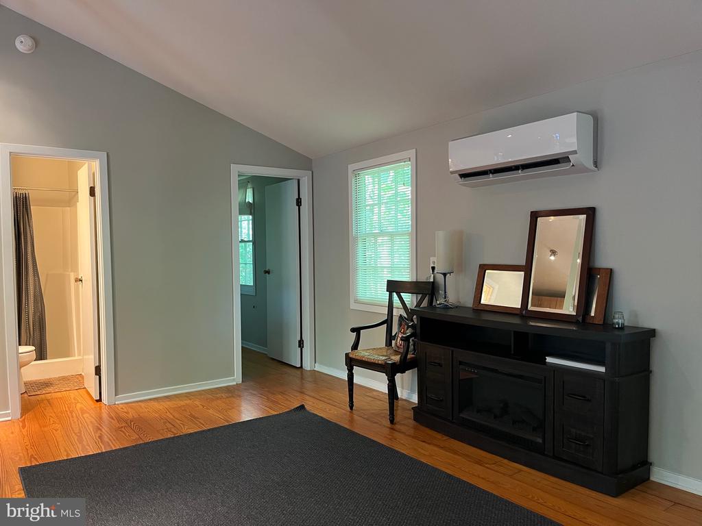 535 OLD HOLLOW RD, SPERRYVILLE, Virginia 22740, 1 Bedroom Bedrooms, ,1 BathroomBathrooms,Residential,535 OLD HOLLOW RD,VARP2002180 MLS # VARP2002180