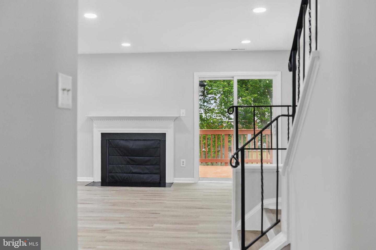 4038 SPRING RUN CT #7A, CHANTILLY, Virginia 20151, 3 Bedrooms Bedrooms, ,2 BathroomsBathrooms,Residential,For sale,4038 SPRING RUN CT #7A,VAFX2236936 MLS # VAFX2236936