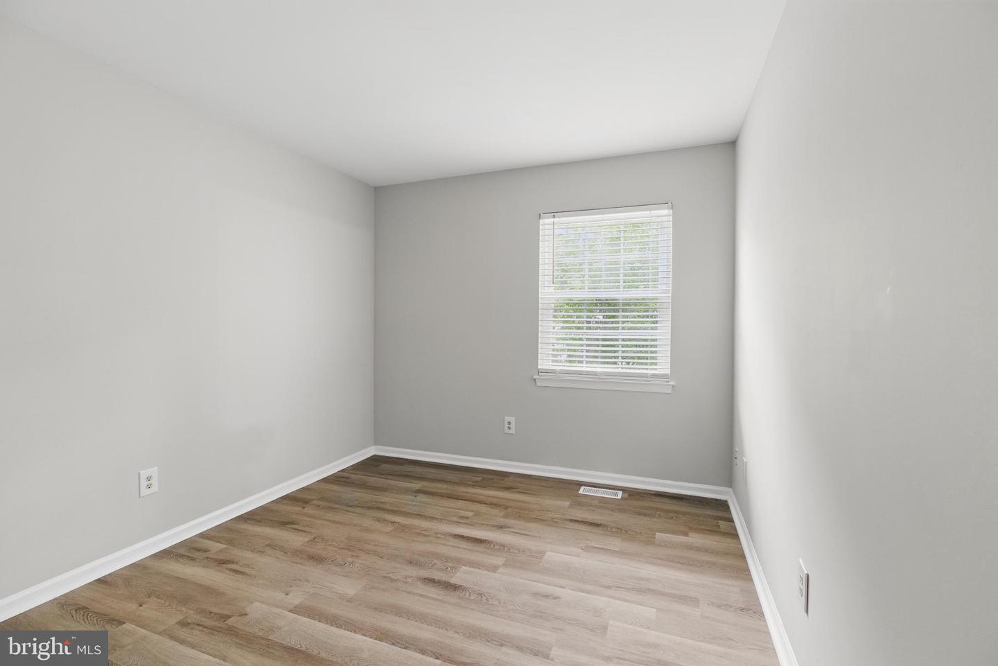 4038 SPRING RUN CT #7A, CHANTILLY, Virginia 20151, 3 Bedrooms Bedrooms, ,2 BathroomsBathrooms,Residential,For sale,4038 SPRING RUN CT #7A,VAFX2236936 MLS # VAFX2236936