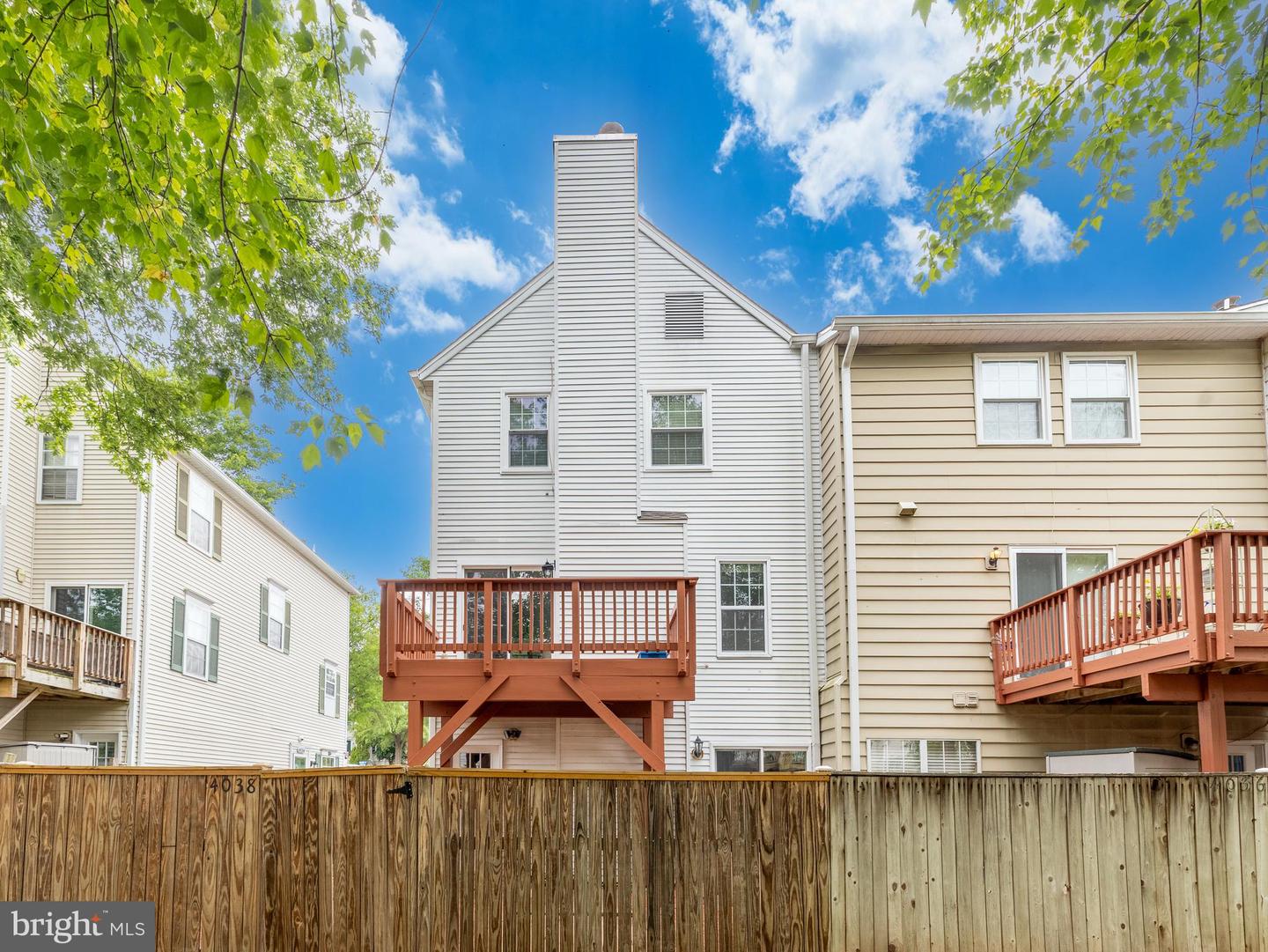 4038 SPRING RUN CT #7A, CHANTILLY, Virginia 20151, 3 Bedrooms Bedrooms, ,2 BathroomsBathrooms,Residential,For sale,4038 SPRING RUN CT #7A,VAFX2236936 MLS # VAFX2236936