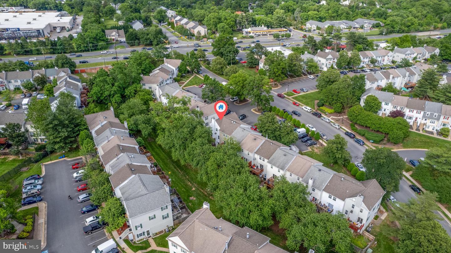 4038 SPRING RUN CT #7A, CHANTILLY, Virginia 20151, 3 Bedrooms Bedrooms, ,2 BathroomsBathrooms,Residential,For sale,4038 SPRING RUN CT #7A,VAFX2236936 MLS # VAFX2236936