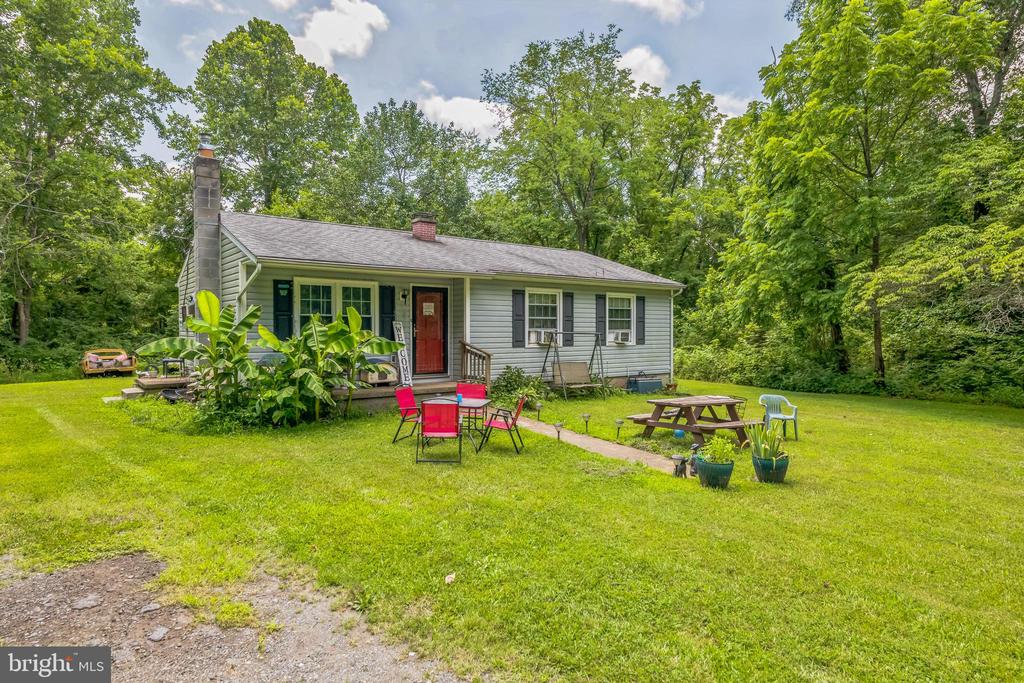 1266 STAGE JUNCTION RD, COLUMBIA, Virginia 23038, 4 Bedrooms Bedrooms, ,1 BathroomBathrooms,Residential,1266 STAGE JUNCTION RD,VAFN2000482 MLS # VAFN2000482