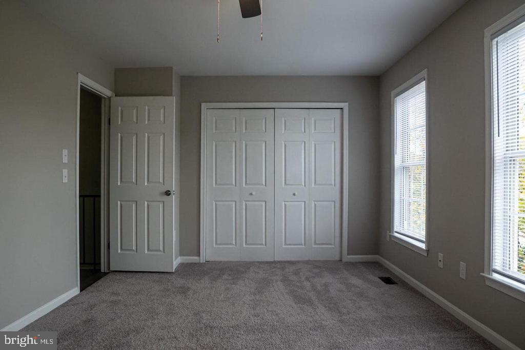 10732 WAKEMAN DR, FREDERICKSBURG, Virginia 22407, 3 Bedrooms Bedrooms, ,3 BathroomsBathrooms,Residential,BALLANTRAYE,10732 WAKEMAN DR,VASP2034588 MLS # VASP2034588