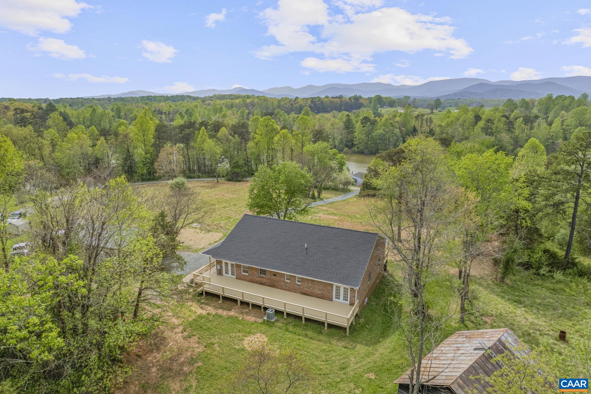 115 MONTVIEW DR, RUCKERSVILLE, Virginia 22968, 3 Bedrooms Bedrooms, ,4 BathroomsBathrooms,Residential,115 MONTVIEW DR,663564 MLS # 663564