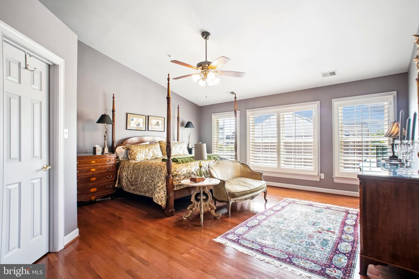 8512 BRENTHILL CT, VIENNA, Virginia 22182, 3 Bedrooms Bedrooms, ,3 BathroomsBathrooms,Residential,For sale,8512 BRENTHILL CT,VAFX2237466 MLS # VAFX2237466