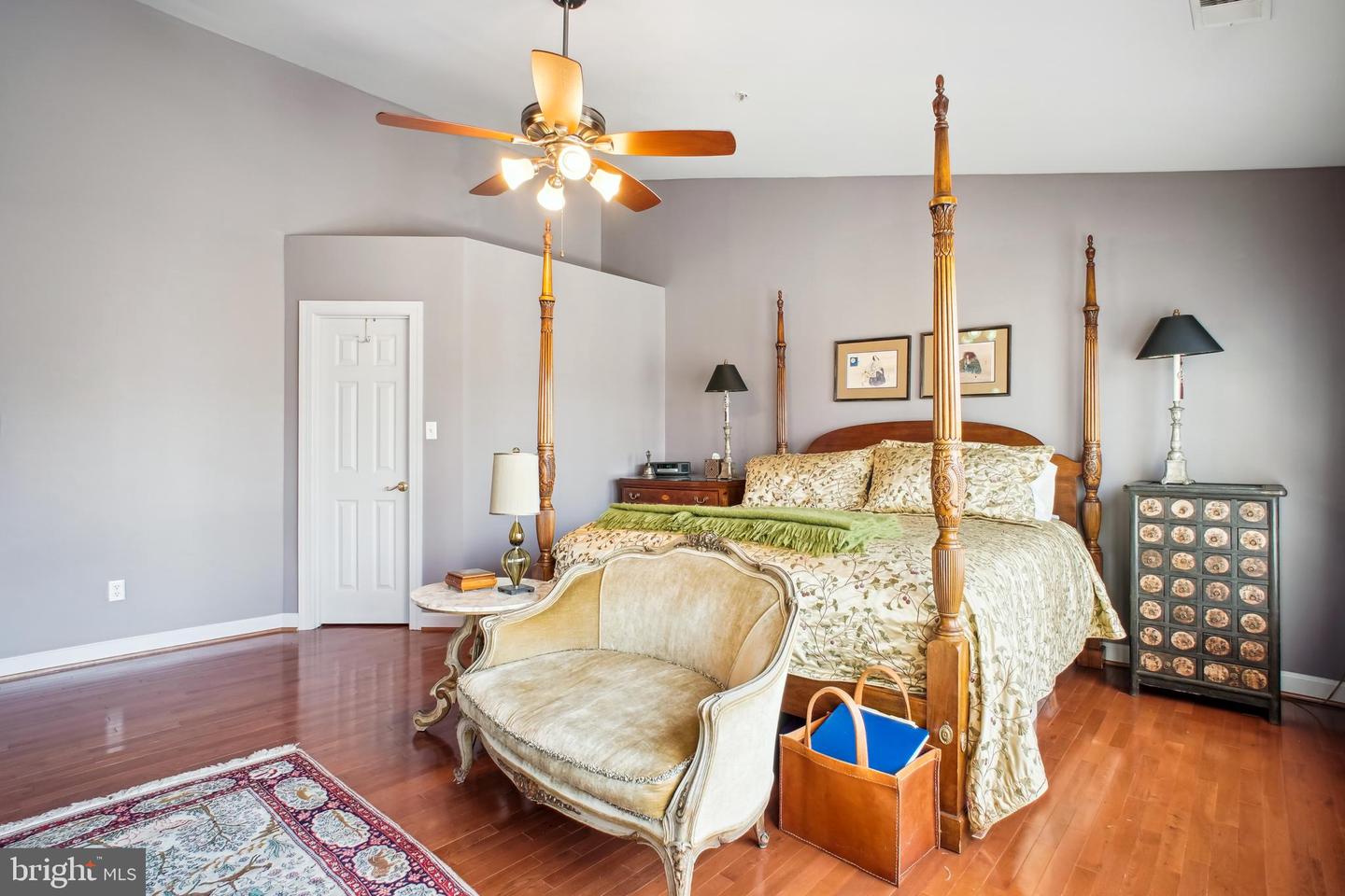 8512 BRENTHILL CT, VIENNA, Virginia 22182, 3 Bedrooms Bedrooms, ,3 BathroomsBathrooms,Residential,For sale,8512 BRENTHILL CT,VAFX2237466 MLS # VAFX2237466
