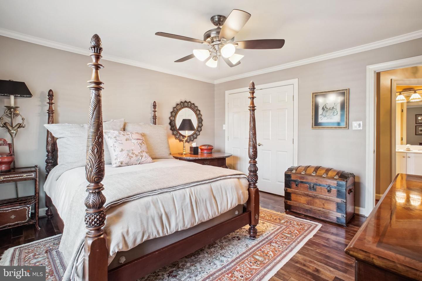 8512 BRENTHILL CT, VIENNA, Virginia 22182, 3 Bedrooms Bedrooms, ,3 BathroomsBathrooms,Residential,For sale,8512 BRENTHILL CT,VAFX2237466 MLS # VAFX2237466