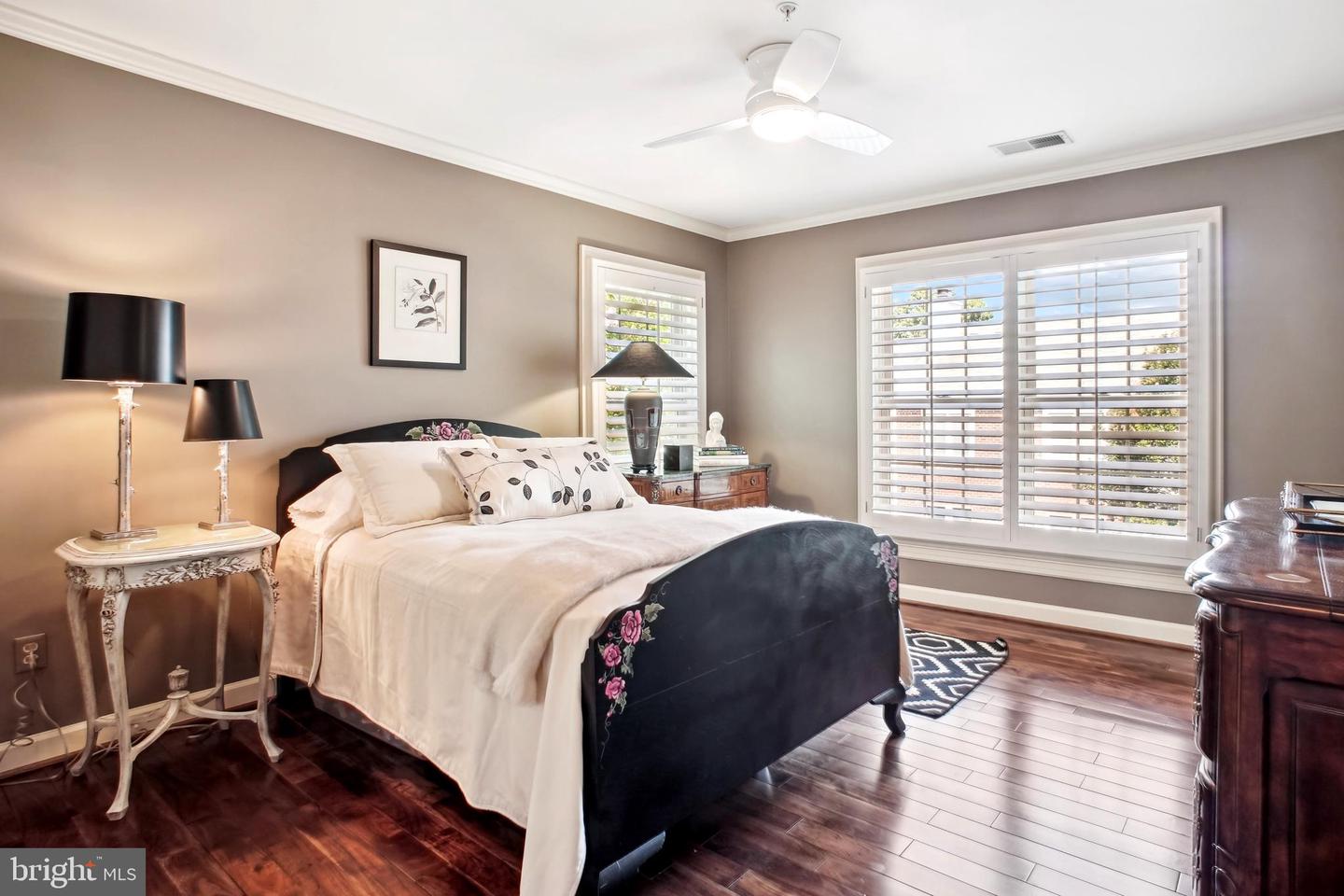 8512 BRENTHILL CT, VIENNA, Virginia 22182, 3 Bedrooms Bedrooms, ,3 BathroomsBathrooms,Residential,For sale,8512 BRENTHILL CT,VAFX2237466 MLS # VAFX2237466