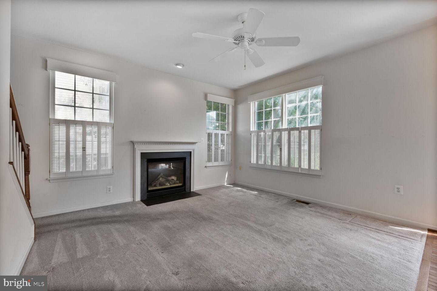 607 MARSHALL DR NE, LEESBURG, Virginia 20176, 4 Bedrooms Bedrooms, ,2 BathroomsBathrooms,Residential,For sale,607 MARSHALL DR NE,VALO2095386 MLS # VALO2095386