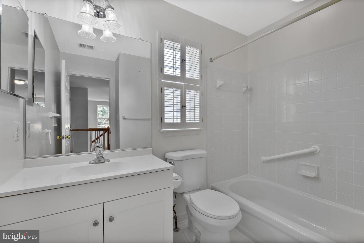 607 MARSHALL DR NE, LEESBURG, Virginia 20176, 4 Bedrooms Bedrooms, ,2 BathroomsBathrooms,Residential,For sale,607 MARSHALL DR NE,VALO2095386 MLS # VALO2095386