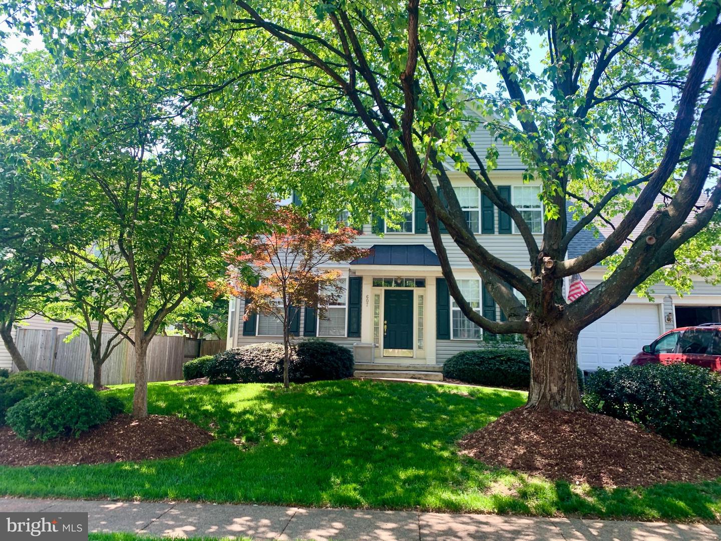607 MARSHALL DR NE, LEESBURG, Virginia 20176, 4 Bedrooms Bedrooms, ,2 BathroomsBathrooms,Residential,For sale,607 MARSHALL DR NE,VALO2095386 MLS # VALO2095386
