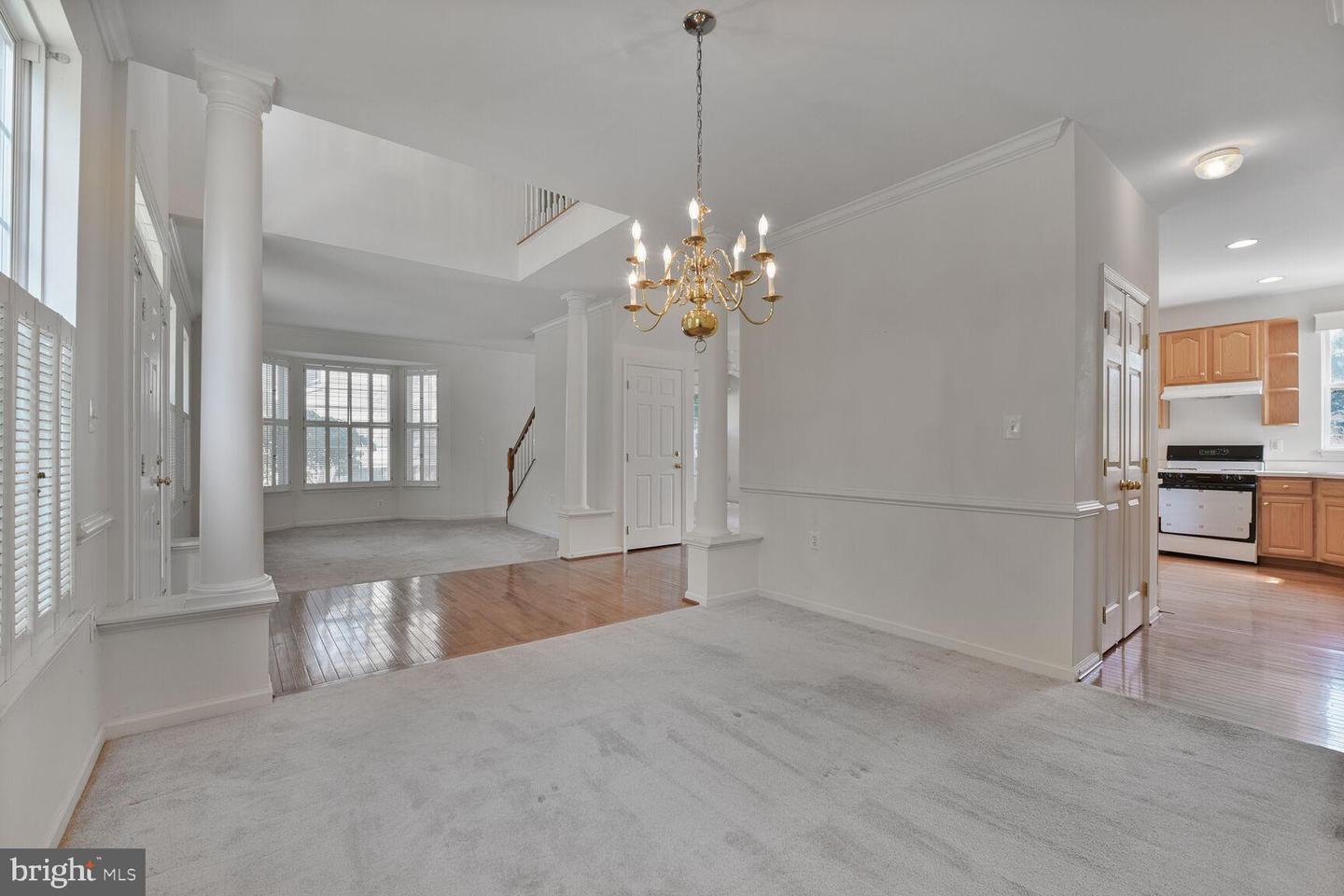 607 MARSHALL DR NE, LEESBURG, Virginia 20176, 4 Bedrooms Bedrooms, ,2 BathroomsBathrooms,Residential,For sale,607 MARSHALL DR NE,VALO2095386 MLS # VALO2095386