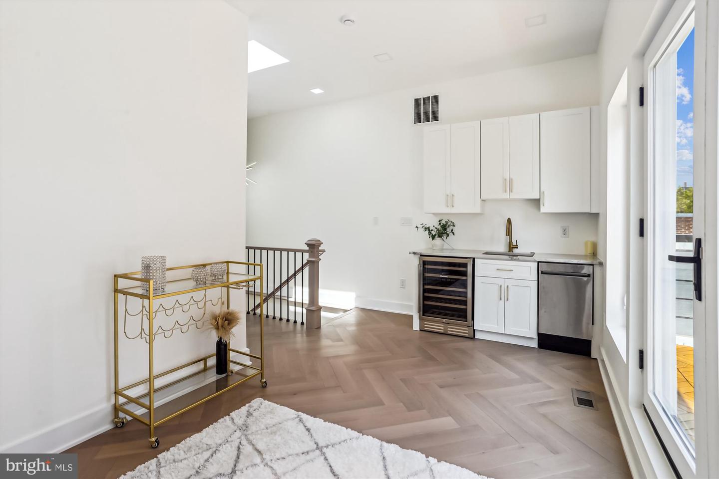 1832 FLORIDA AVE NW, WASHINGTON, District Of Columbia 20009, 3 Bedrooms Bedrooms, ,3 BathroomsBathrooms,Residential,For sale,1832 FLORIDA AVE NW,DCDC2198760 MLS # DCDC2198760