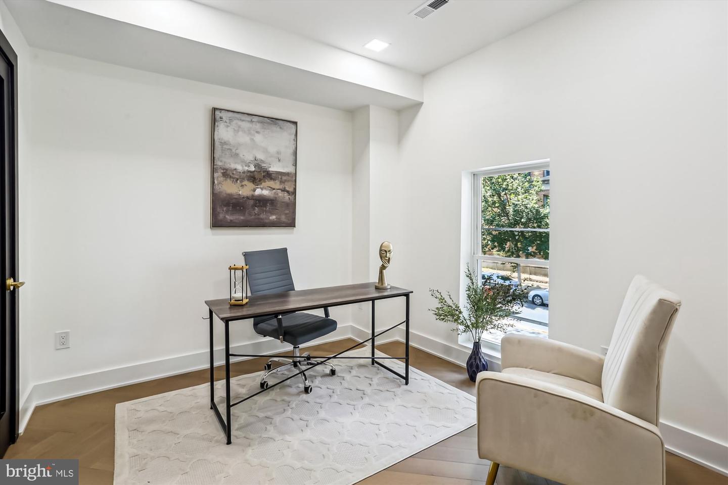 1832 FLORIDA AVE NW, WASHINGTON, District Of Columbia 20009, 3 Bedrooms Bedrooms, ,3 BathroomsBathrooms,Residential,For sale,1832 FLORIDA AVE NW,DCDC2198760 MLS # DCDC2198760
