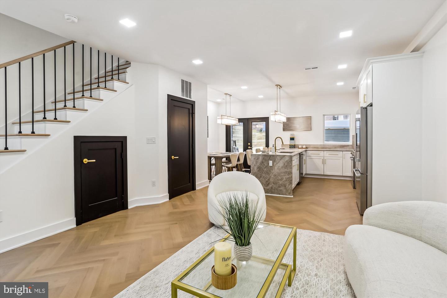 1832 FLORIDA AVE NW, WASHINGTON, District Of Columbia 20009, 3 Bedrooms Bedrooms, ,3 BathroomsBathrooms,Residential,For sale,1832 FLORIDA AVE NW,DCDC2198760 MLS # DCDC2198760