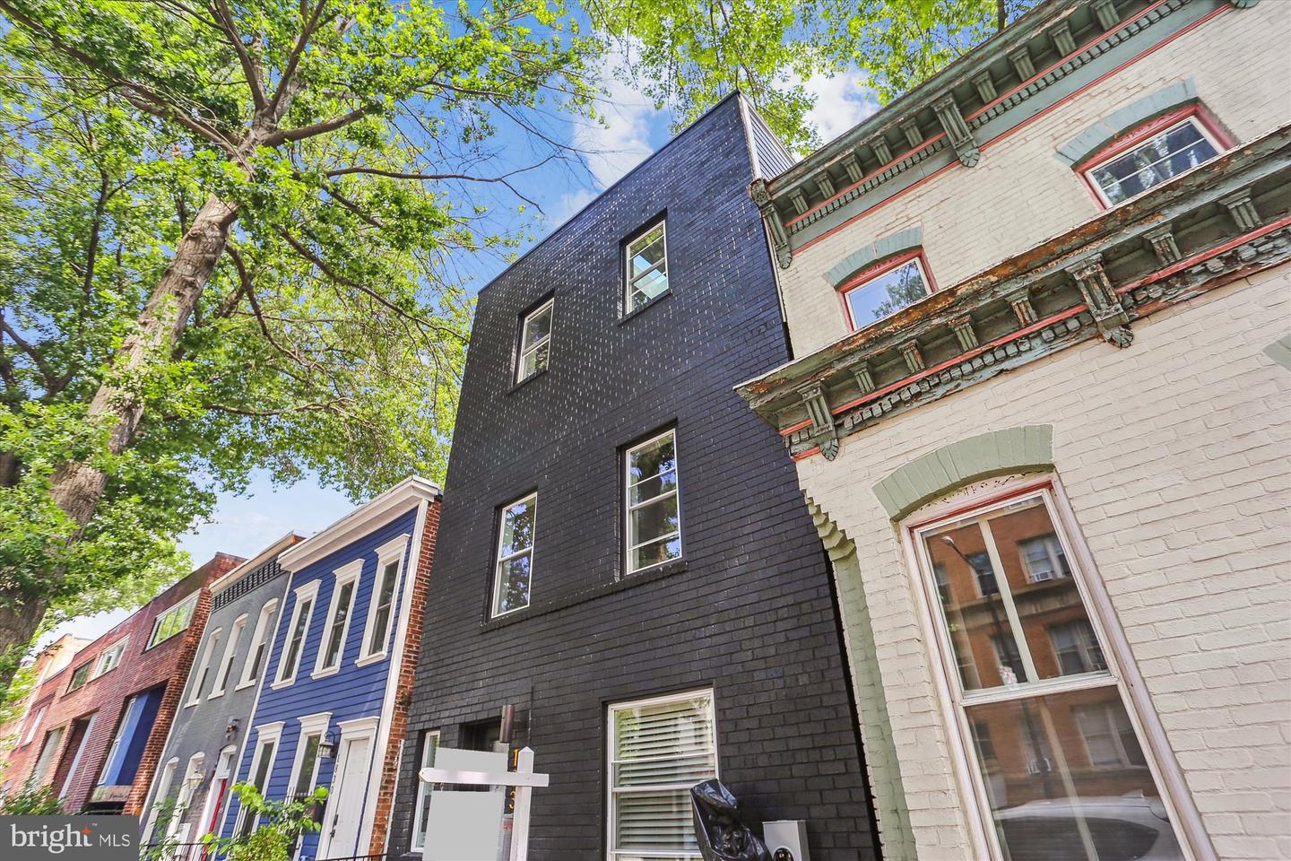 1832 FLORIDA AVE NW, WASHINGTON, District Of Columbia 20009, 3 Bedrooms Bedrooms, ,3 BathroomsBathrooms,Residential,For sale,1832 FLORIDA AVE NW,DCDC2198760 MLS # DCDC2198760