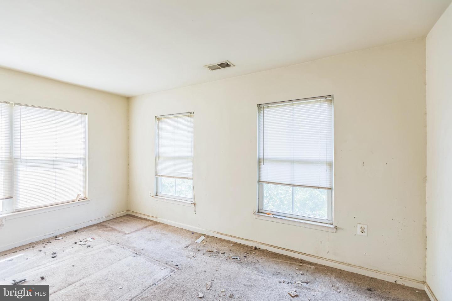1509 TANNER ST SE, WASHINGTON, District Of Columbia 20020, 4 Bedrooms Bedrooms, ,2 BathroomsBathrooms,Residential,For sale,1509 TANNER ST SE,DCDC2200544 MLS # DCDC2200544