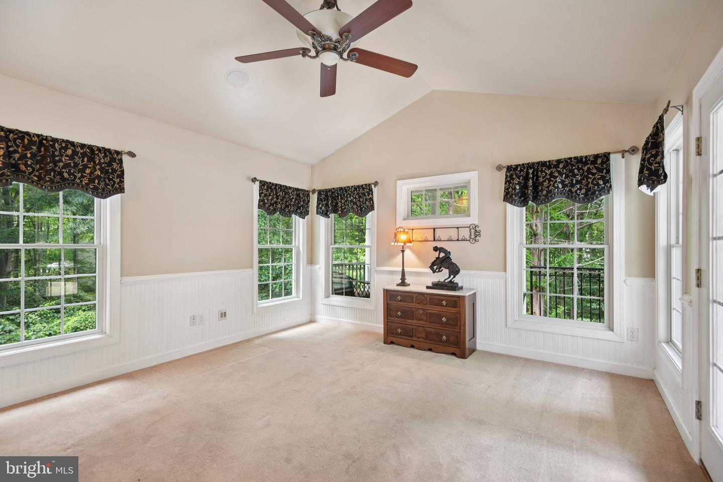 6974 JEREMIAH CT, MANASSAS, Virginia 20111, 4 Bedrooms Bedrooms, ,3 BathroomsBathrooms,Residential,For sale,6974 JEREMIAH CT,VAPW2094764 MLS # VAPW2094764