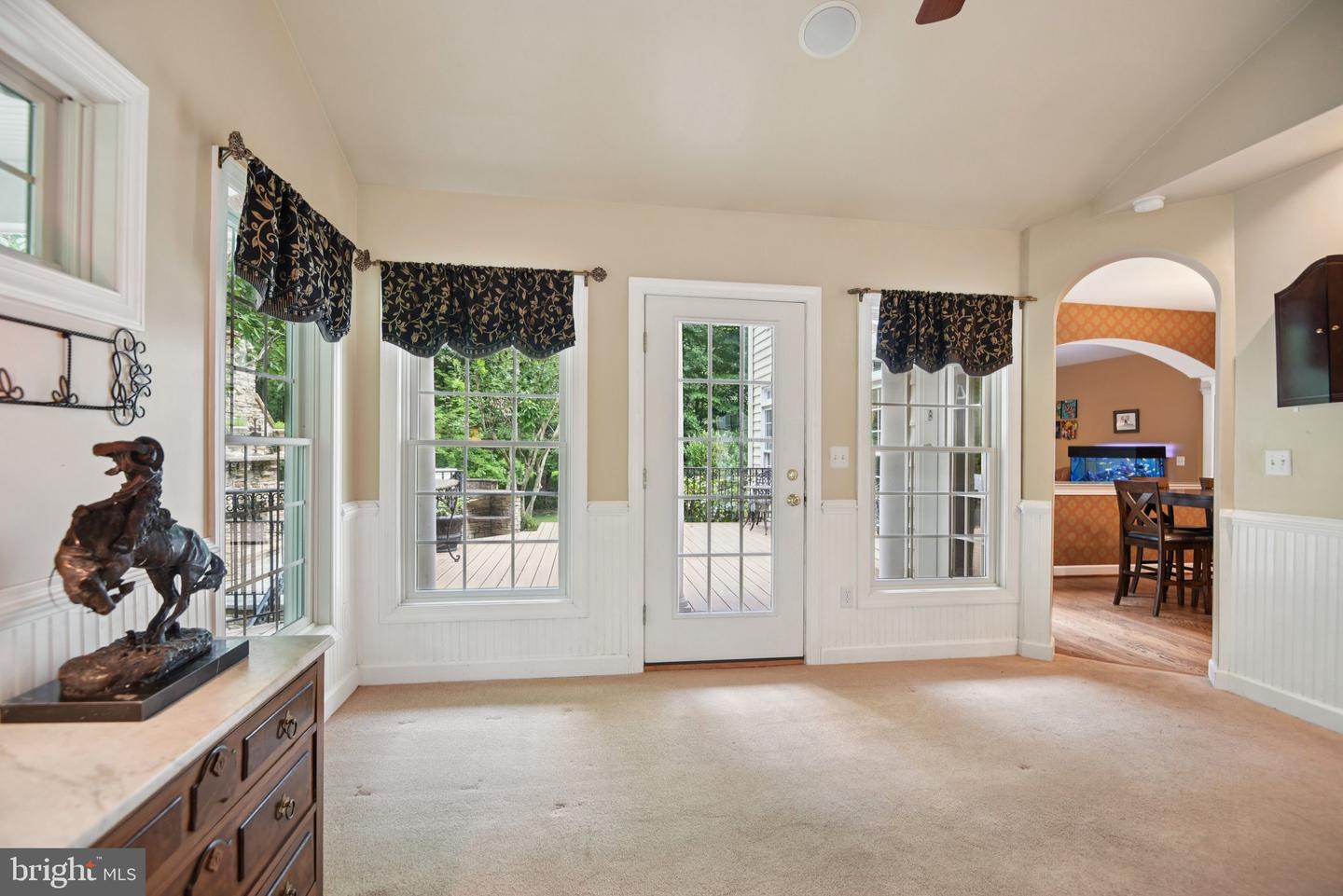 6974 JEREMIAH CT, MANASSAS, Virginia 20111, 4 Bedrooms Bedrooms, ,3 BathroomsBathrooms,Residential,For sale,6974 JEREMIAH CT,VAPW2094764 MLS # VAPW2094764
