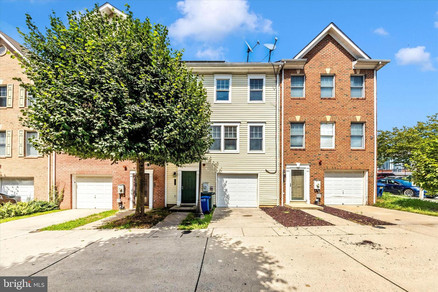 843 MARJORIE CT SE, WASHINGTON, District Of Columbia 20032, 4 Bedrooms Bedrooms, ,2 BathroomsBathrooms,Residential,For sale,843 MARJORIE CT SE,DCDC2200882 MLS # DCDC2200882