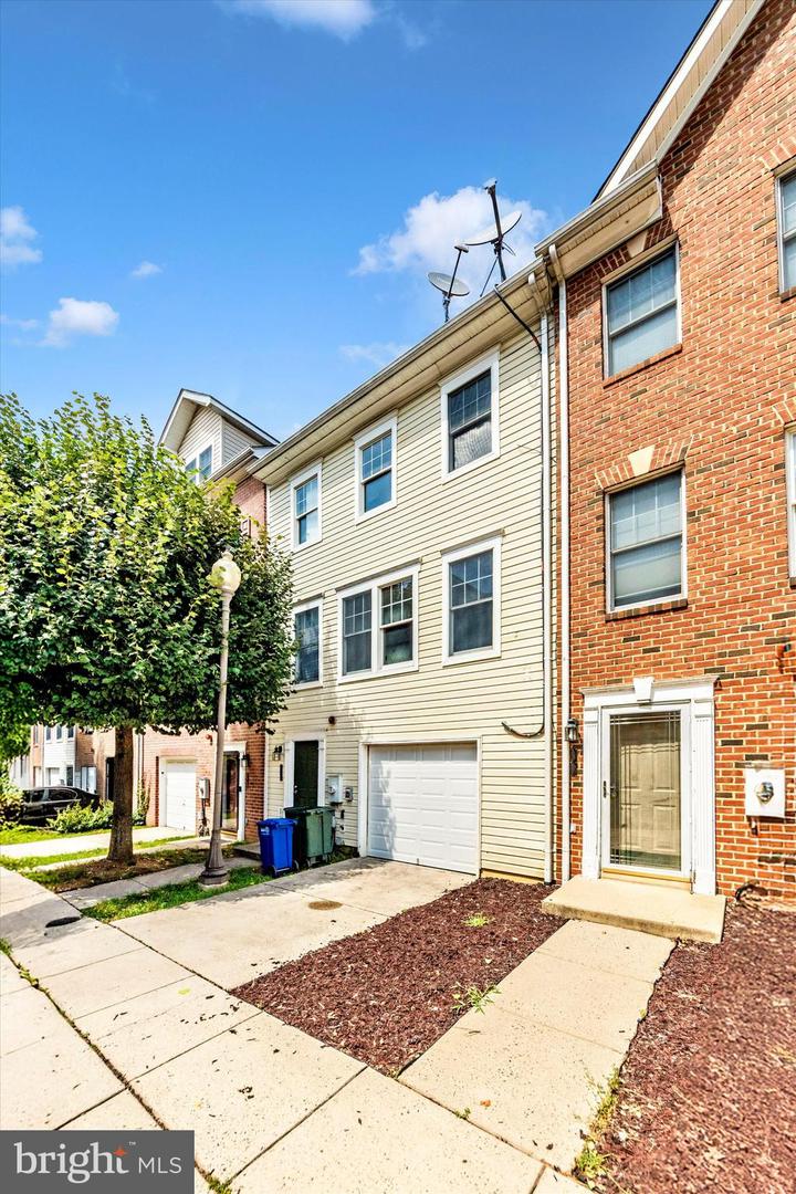 843 MARJORIE CT SE, WASHINGTON, District Of Columbia 20032, 4 Bedrooms Bedrooms, ,2 BathroomsBathrooms,Residential,For sale,843 MARJORIE CT SE,DCDC2200882 MLS # DCDC2200882