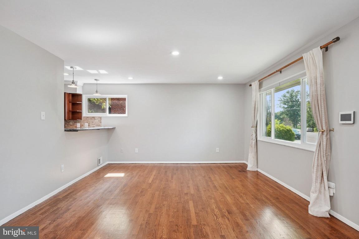4065 TANEY AVE, ALEXANDRIA, Virginia 22304, 4 Bedrooms Bedrooms, 15 Rooms Rooms,3 BathroomsBathrooms,Residential,For sale,4065 TANEY AVE,VAAX2045404 MLS # VAAX2045404