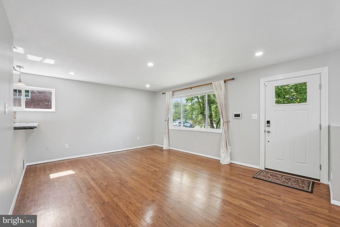 4065 TANEY AVE, ALEXANDRIA, Virginia 22304, 4 Bedrooms Bedrooms, 15 Rooms Rooms,3 BathroomsBathrooms,Residential,For sale,4065 TANEY AVE,VAAX2045404 MLS # VAAX2045404